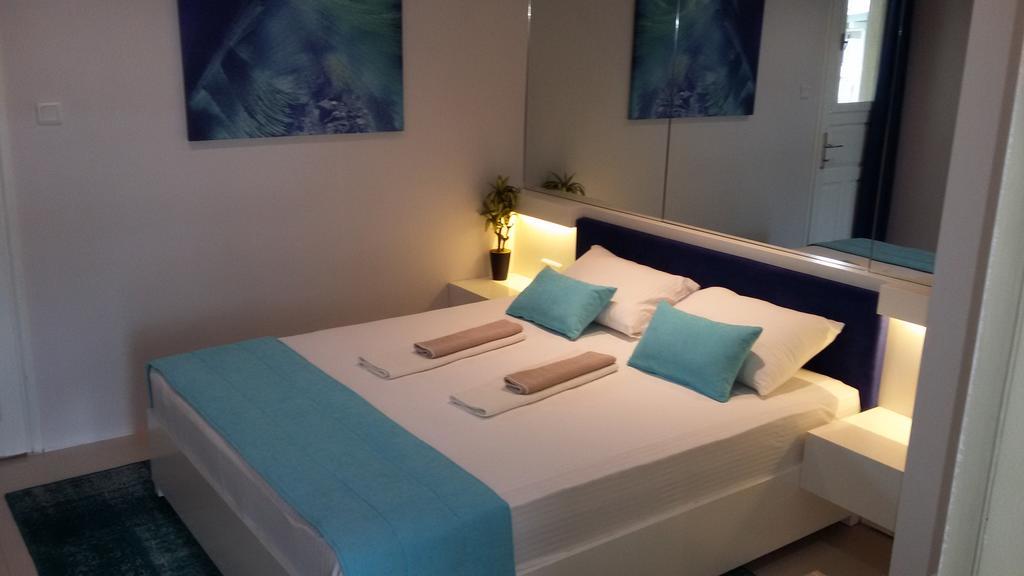 Standard King Room,168592554:JPEG