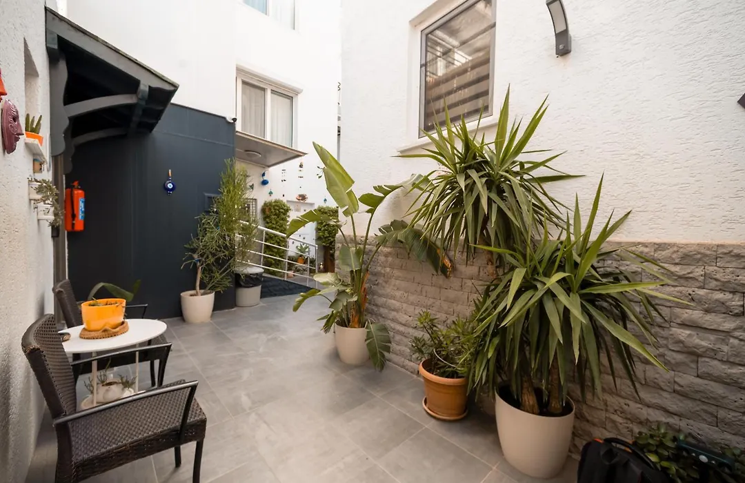 Loca Centre Suites-1