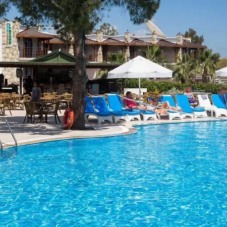Royal Palm Beach Otel-3