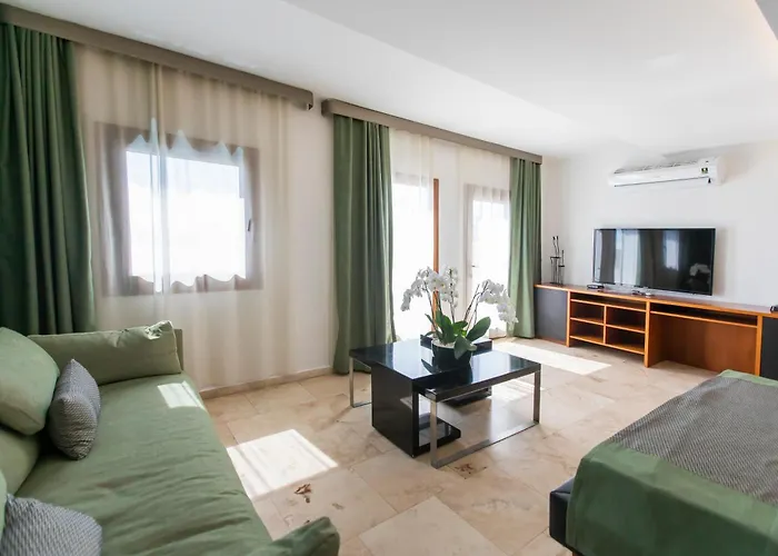 Manastir Hotel & Suites