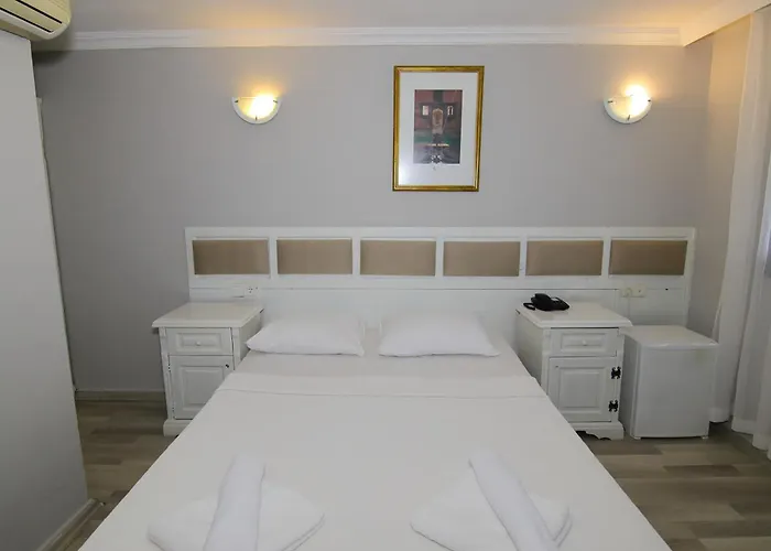Hotel Bleu Nuit